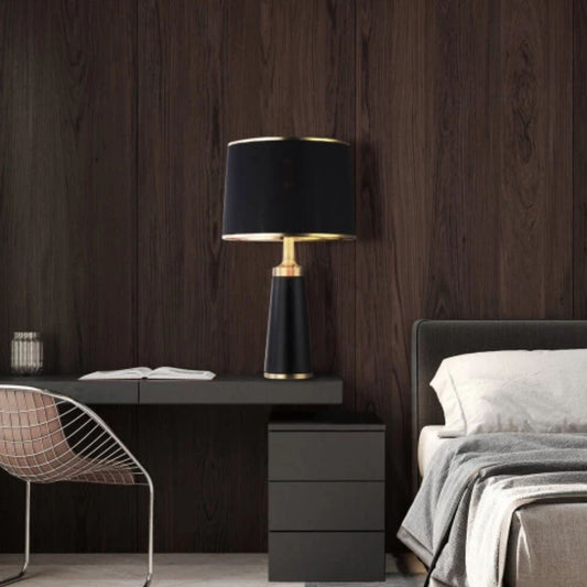 Dc2106 Table Lamp With Black Shade Hsm