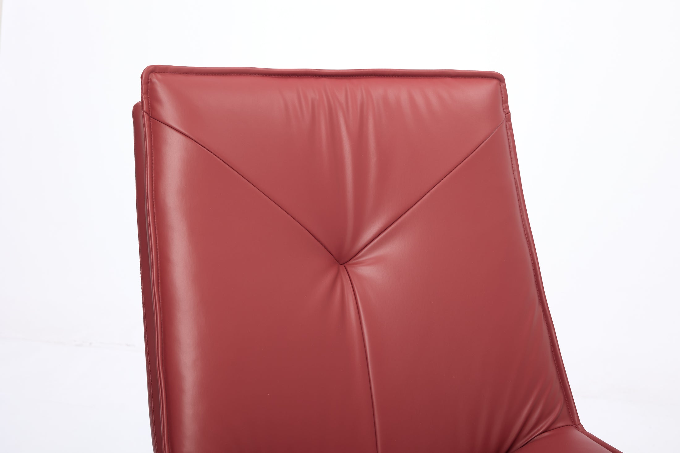 Eldoria Faux Leather Ocassional Chair