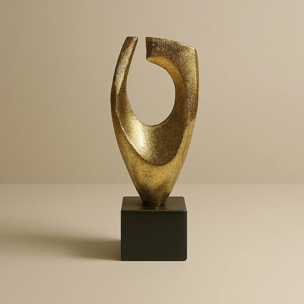 Broken Moon Statue Can533