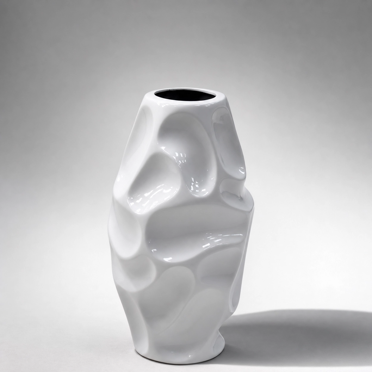Crater Vase CAN541
