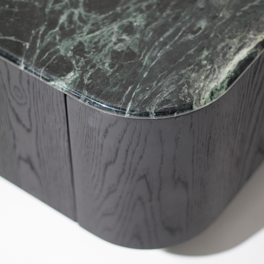 Zora Set of 2 Coffee Table Black And White 544