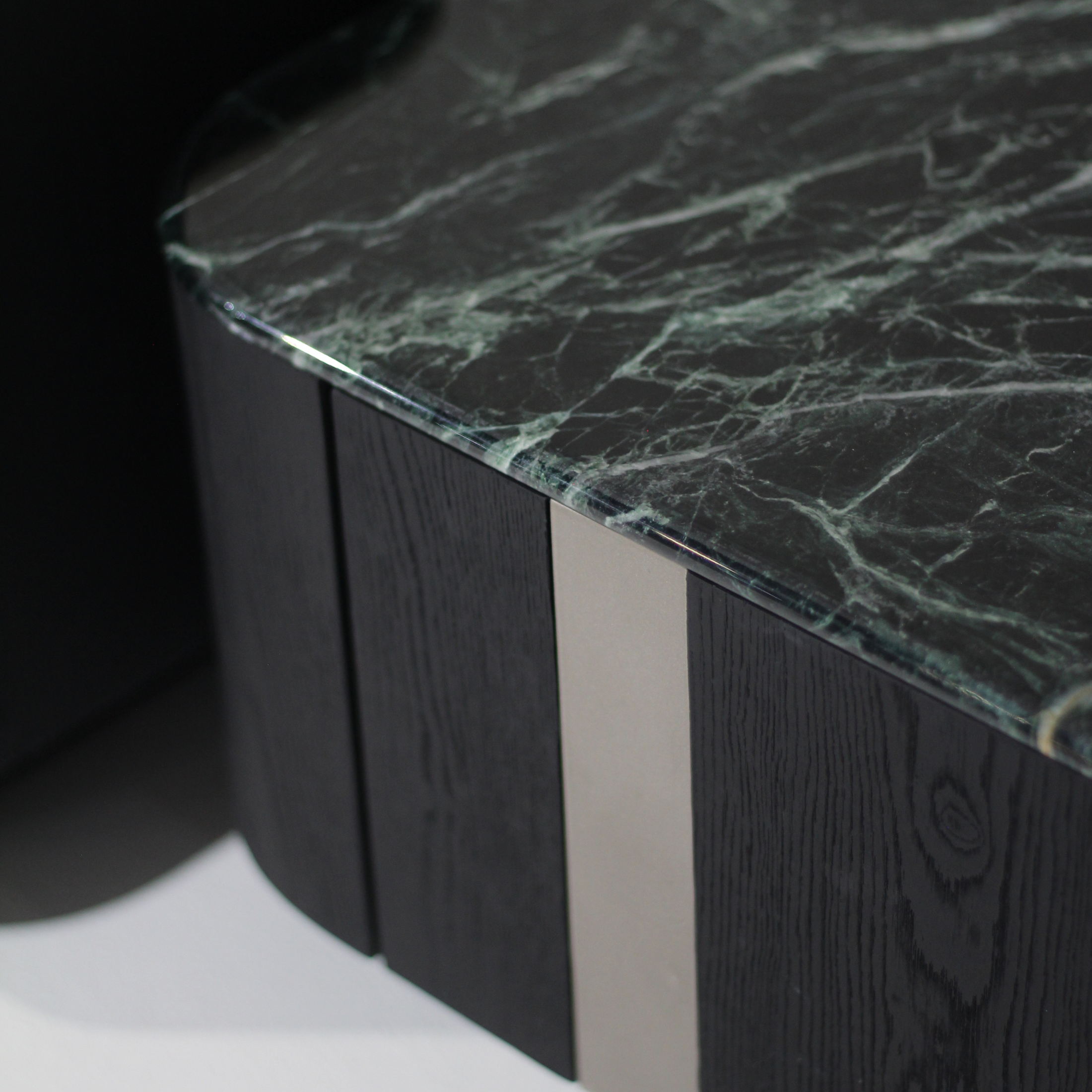 Zora Set of 2 Coffee Table Black And White 544