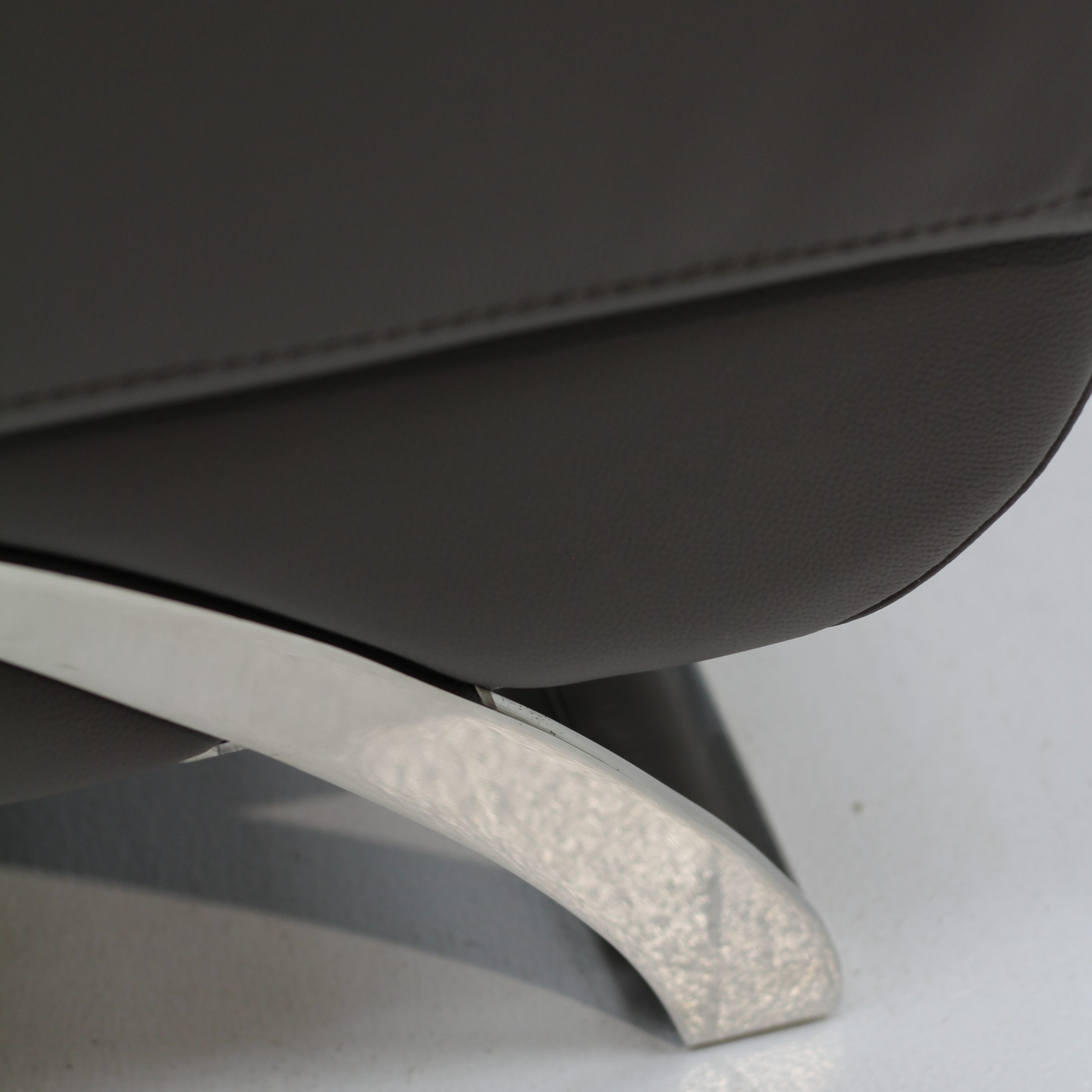 Alberto Full Leather Daybed Sofa