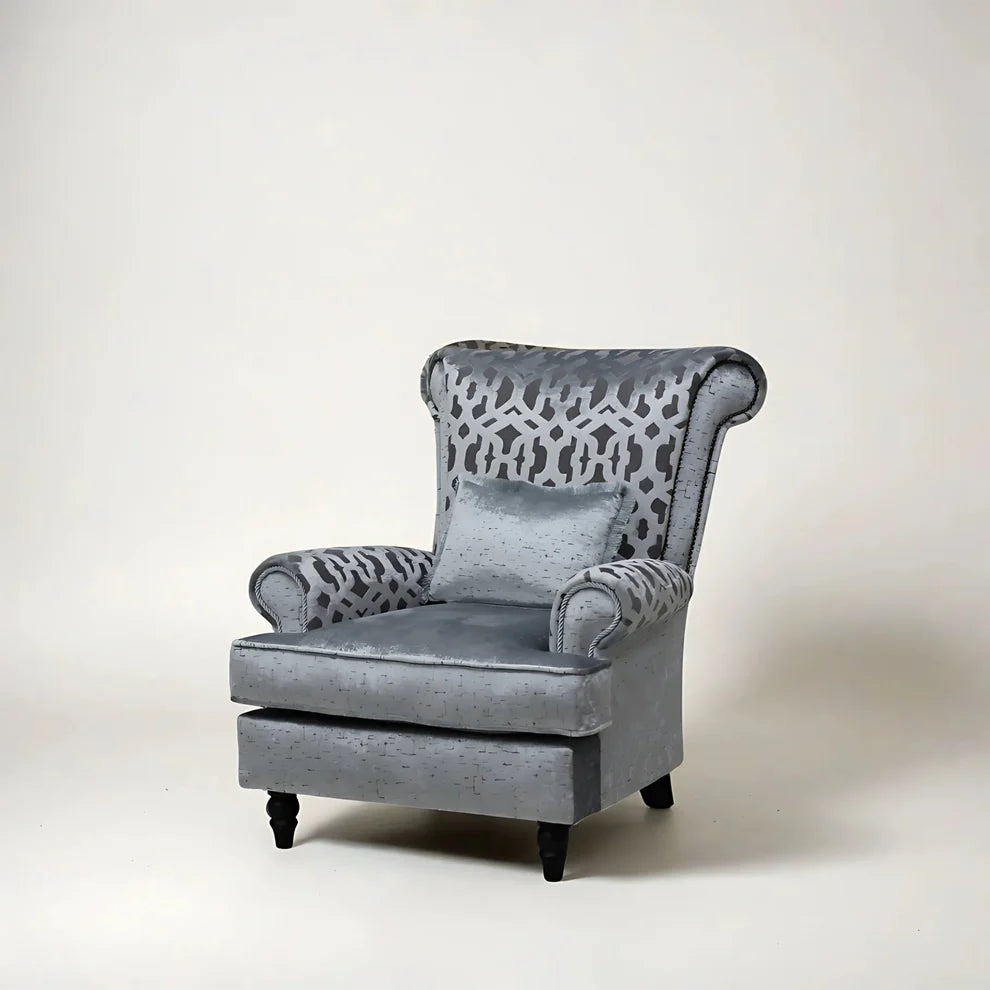 Valentino Wingback