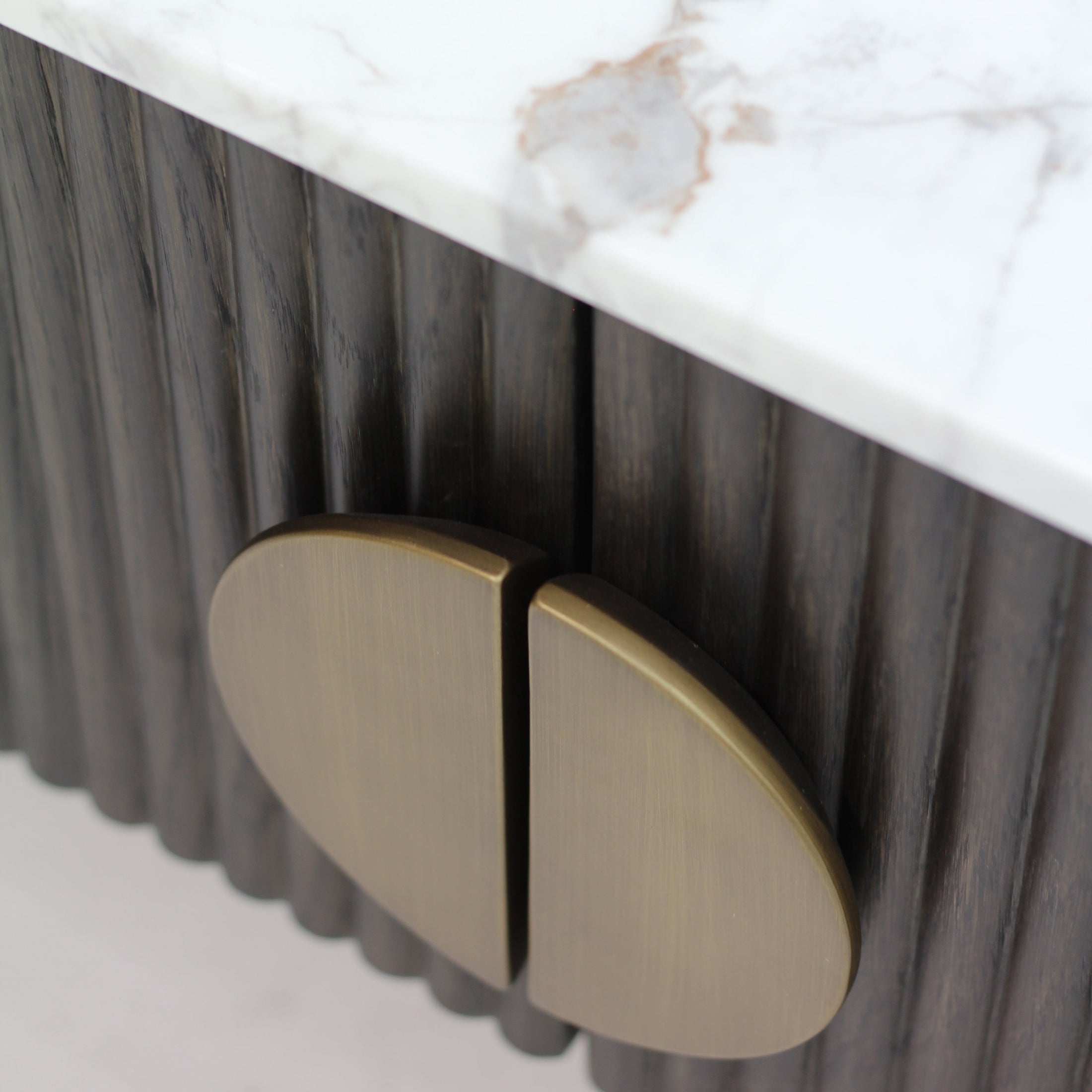 Nexus Tv Unit