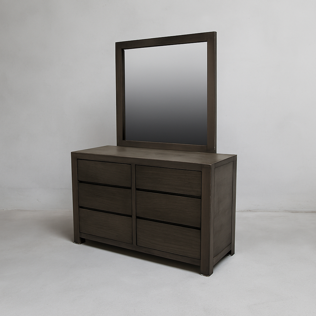 Storm Dresser And Mirror B04