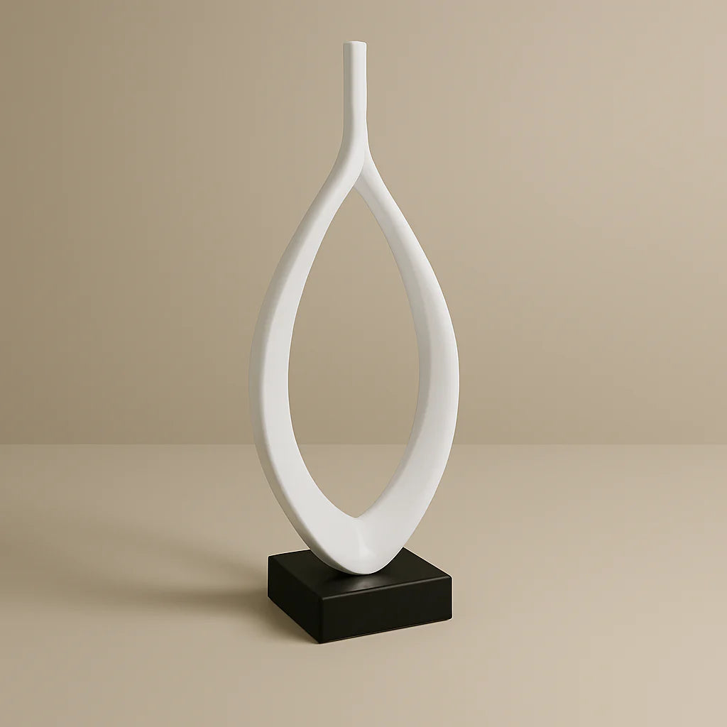 Verticle Eye Vase With Base Can498-A